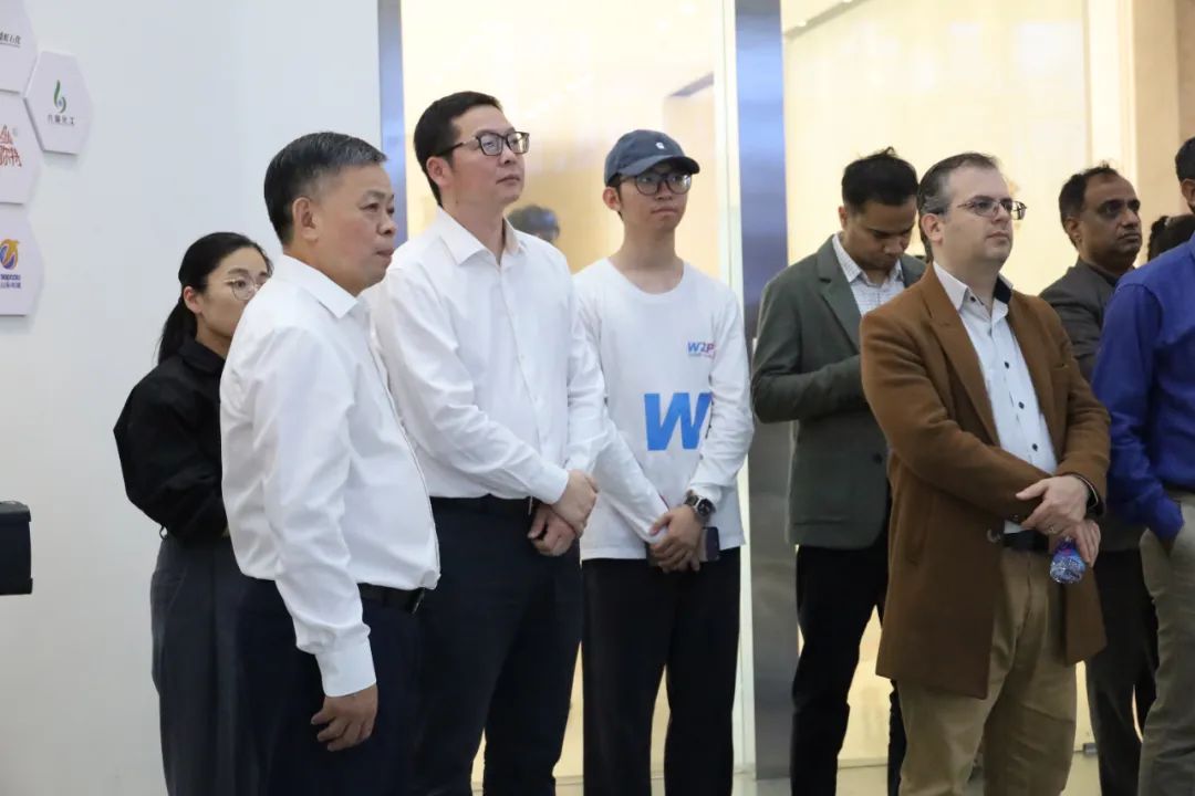 熱烈歡迎國際使領(lǐng)館及經(jīng)貿(mào)代表團(tuán)參觀考察我司